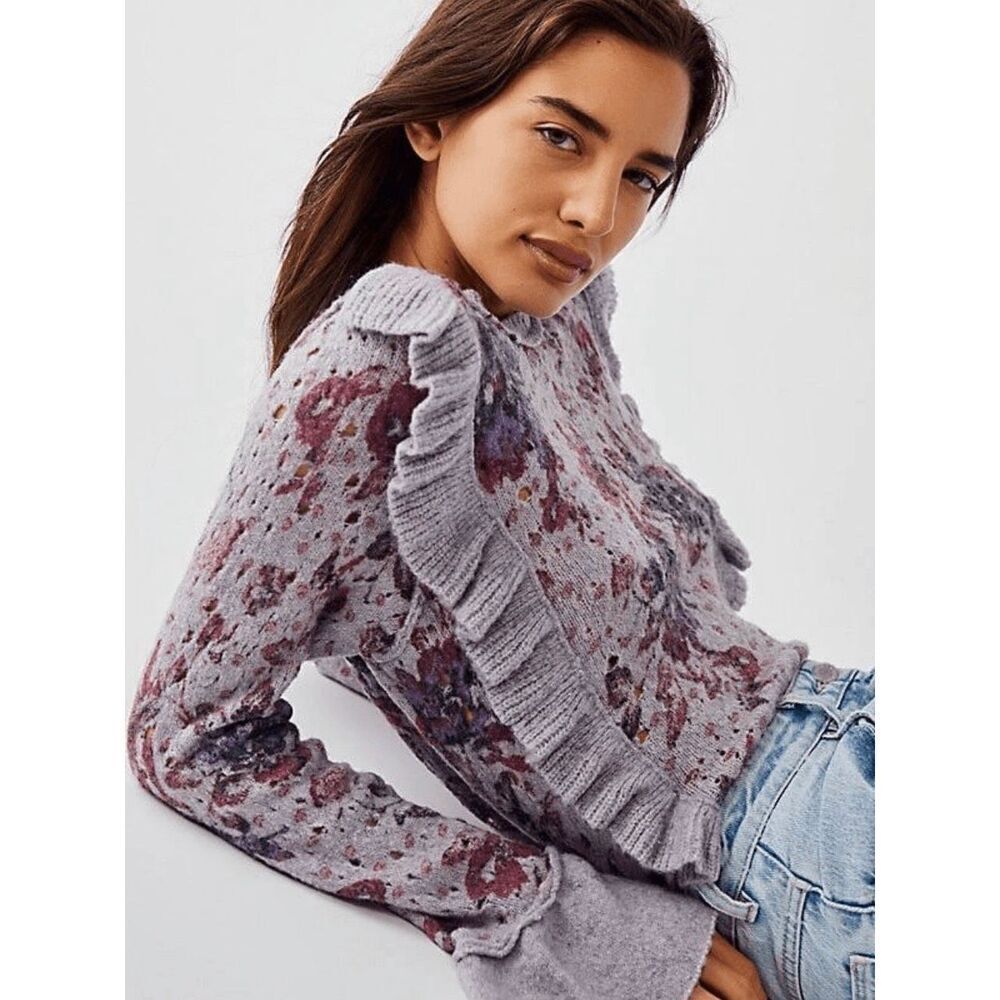 NEW Free People Womens Small Love Fool Ruffled Pullover Midnight Floral Combo